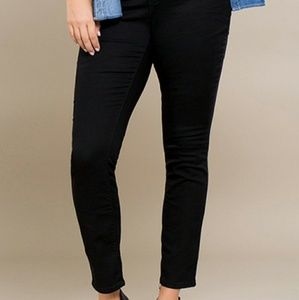 Royalty skinny jeans size 24W